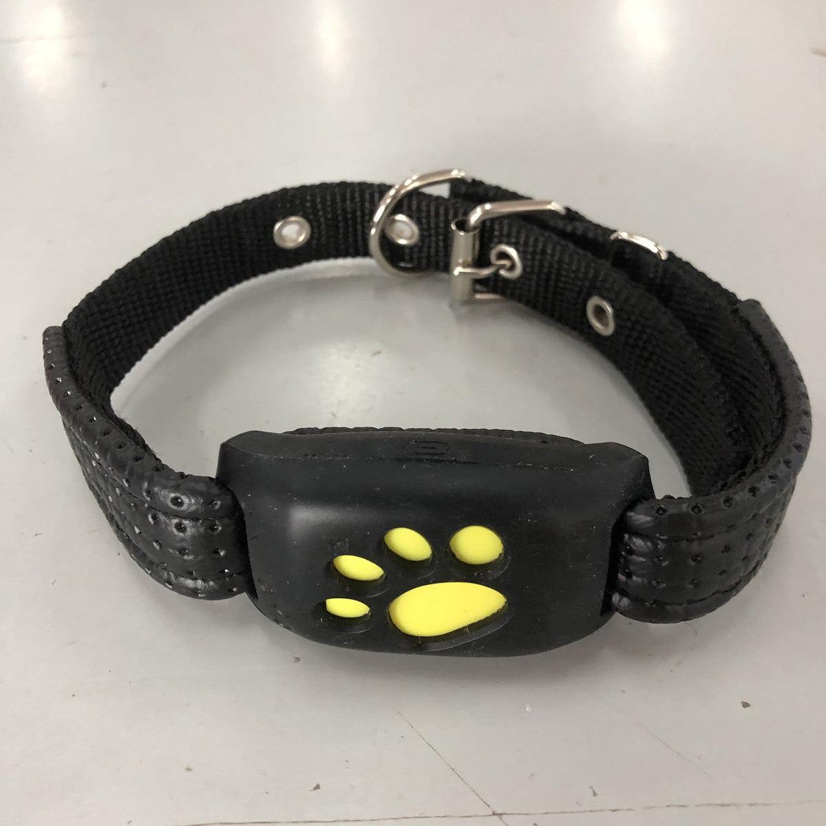 GPS Pet Tracker  -  - Pets Crazy Shops -