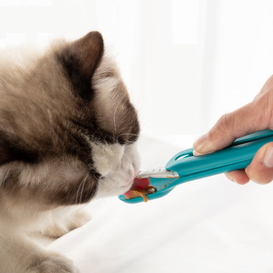 The Hot Cat Strip Spoon Feeder Squeezes Snack Pet Feeding Tools  -  - Pets Crazy Shops -